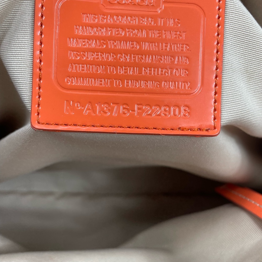 Coach Gorgeous Beige and Orange Shoulder Tote 👜 - Picture 5 of 11
